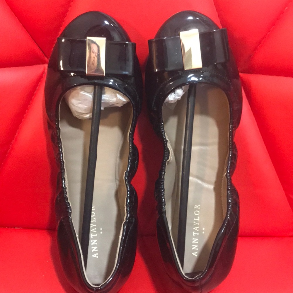 Ann Taylor Black Flats